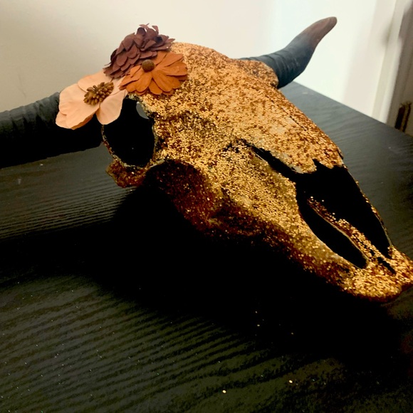 GLITTERED COW SKULL - Medium - Picture 1 of 2